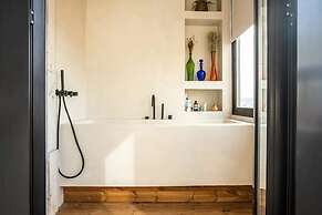 Modern and Luxurious Apartment in Lisbon