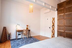 Modern and Luxurious Apartment in Lisbon