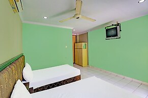 OYO 91610 Batukaru Garden HotelNearLumintang Park