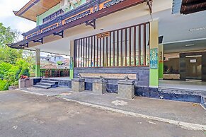 OYO 91610 Batukaru Garden HotelNearLumintang Park