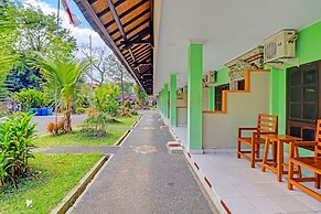 OYO 91610 Batukaru Garden HotelNearLumintang Park