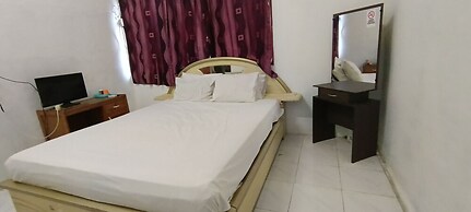 SPOT ON 92338 Karin Kost