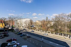 Bookowska 18 Apartments by Renters