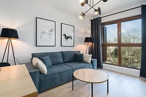 Bookowska 18 Apartments by Renters