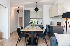 Bookowska 18 Apartments by Renters