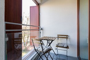 Bookowska 18 Apartments by Renters