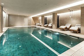 AC Hotel By Marriott St. Julian's