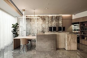 AC Hotel By Marriott St. Julian's