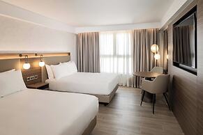 AC Hotel By Marriott St. Julian's