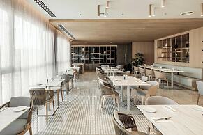 AC Hotel By Marriott St. Julian's