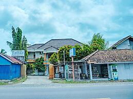 OYO 92280 Hotel Romli