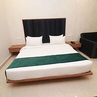 7 VACHAN LAWNS AND BANQUET