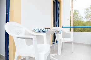 1 Bedroom Apartment Lambisea