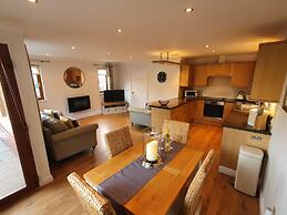 Stunning 2 Bedroom Pet Friendly Lodge