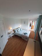 Stunning 2 Bedroom Pet Friendly Lodge