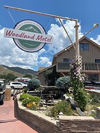 Woodland Motel