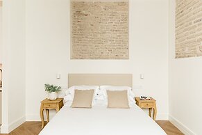 MYLU SUITES by PUERTA CATEDRAL