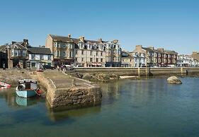 Millport Town or Country Holiday Lets