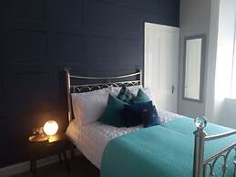 Millport Town or Country Holiday Lets