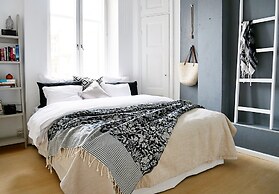 Fab 2br just 3 blocks from Market Square