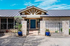 Waterfront Home on Lake Travis