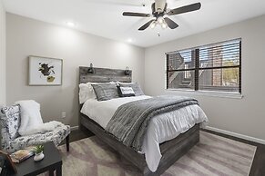 Branson's Silver Lining Escape