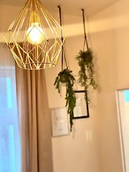 Amazonian Jungle Apartment in Vienna