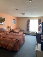 Aurora Park Inn & Suites