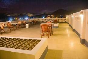 Desert paradise Hotel