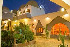 Desert paradise Hotel