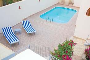 Desert paradise Hotel