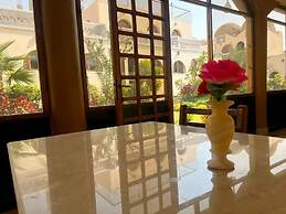 Desert paradise Hotel