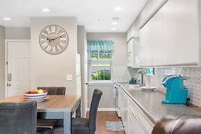 Holiday Hills Getaway - Branson - Golf Resort - Outdoor Pools