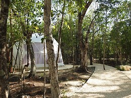 Glamping Mayan Glam