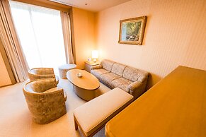 Chateraise Hotel Nirasaki Forest