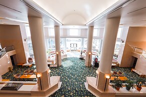 Chateraise Hotel Nirasaki Forest