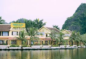Emeralda Resort Tam Coc