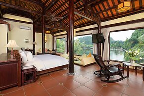 Emeralda Resort Tam Coc