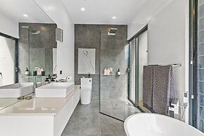 La Rocher Eco Retreat