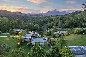 La Rocher Eco Retreat