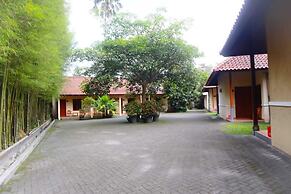 Front One Resort Indraloka Temanggung
