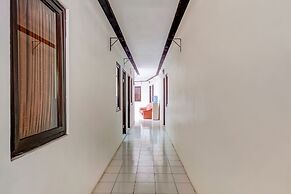 Super OYO 3878 Graha Hsc Syariah