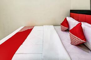 Super OYO 3878 Graha Hsc Syariah