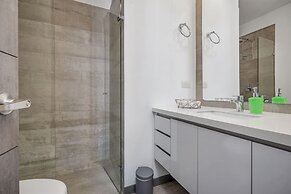 Apartamentos Class Suites by HOUSY HOST