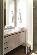 Apartamentos Class Suites by HOUSY HOST