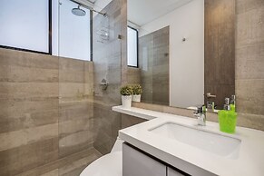 Apartamentos Class Suites by HOUSY HOST