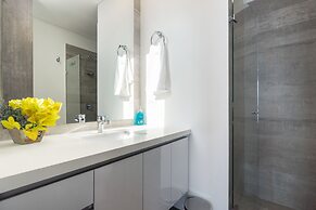 Apartamentos Class Suites by HOUSY HOST