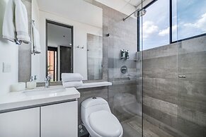 Apartamentos Class Suites by HOUSY HOST