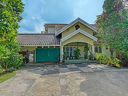 OYO Life 91984 Taufik Kost Syariah