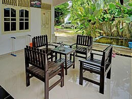 OYO Life 91984 Taufik Kost Syariah